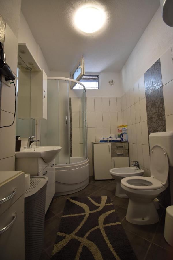 Apartment Adem Koper Eksteriør billede
